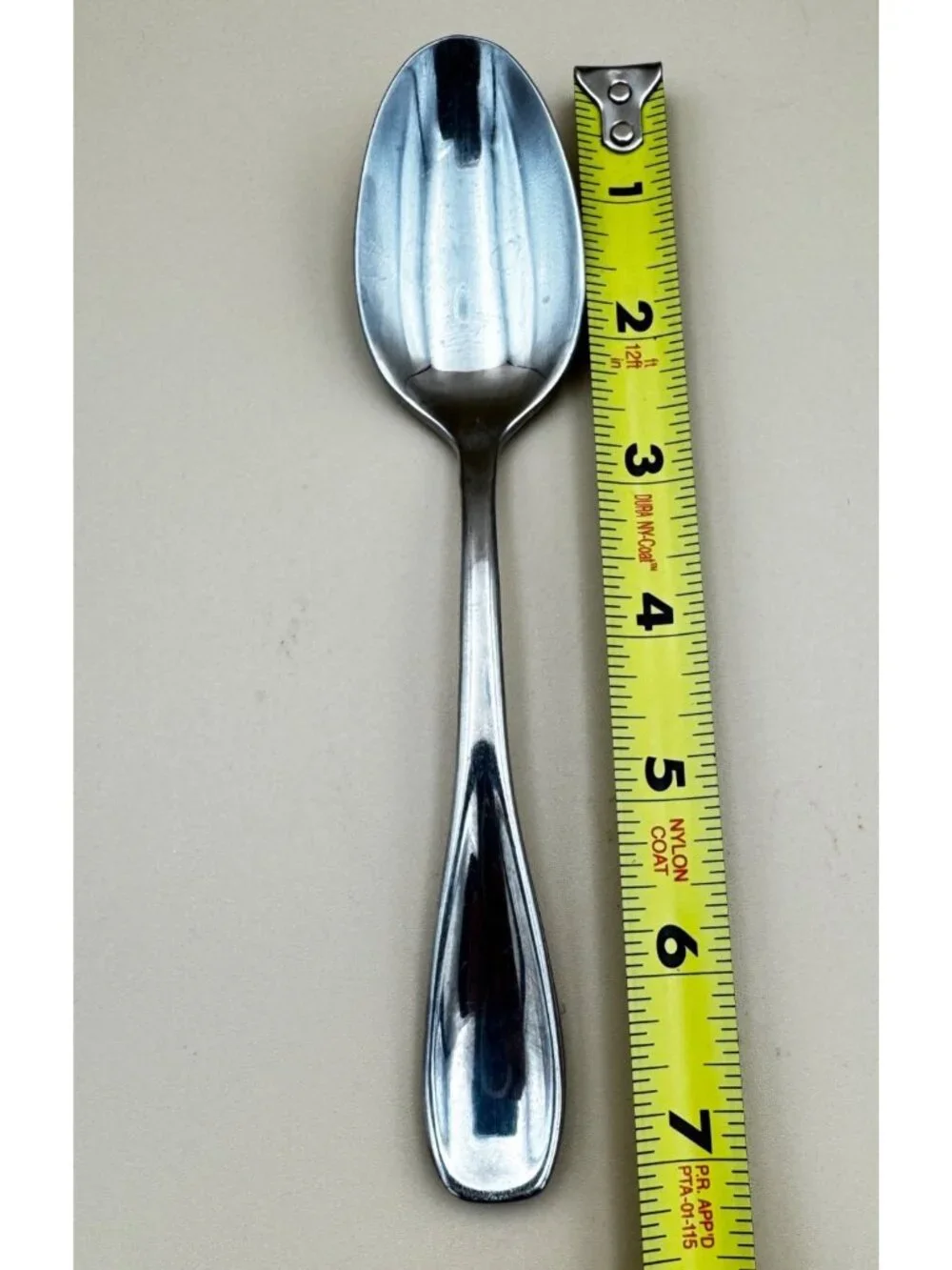 8 Oneida VOSS Oval Soup Spoons Table Spoon Stainless Flatware